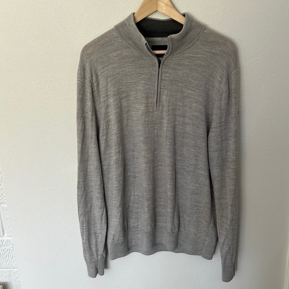 Under Armour Men’s Wool Blend Quarter Zip spillover - Size Medium - Picture 1 of 8